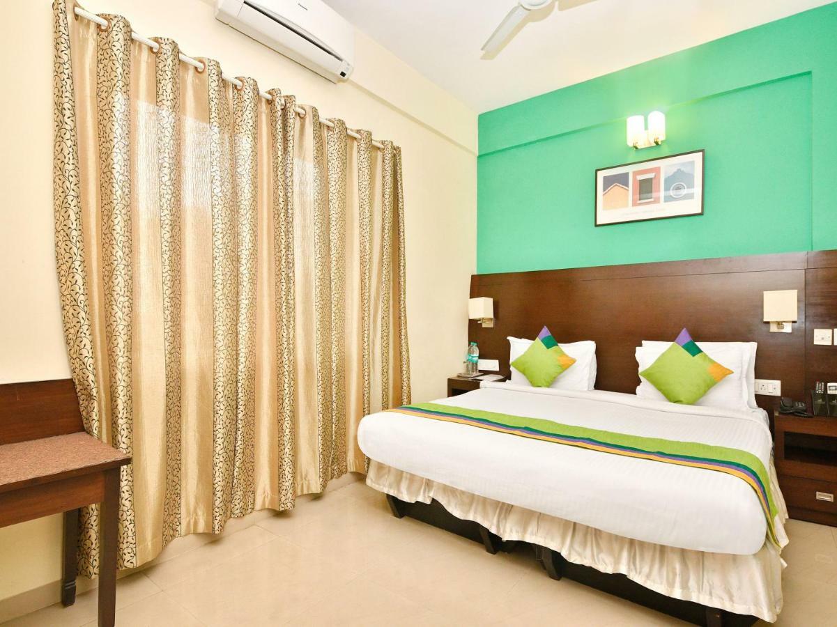 Treebo Trend Sterling Suites Inn Bangalore Buitenkant foto