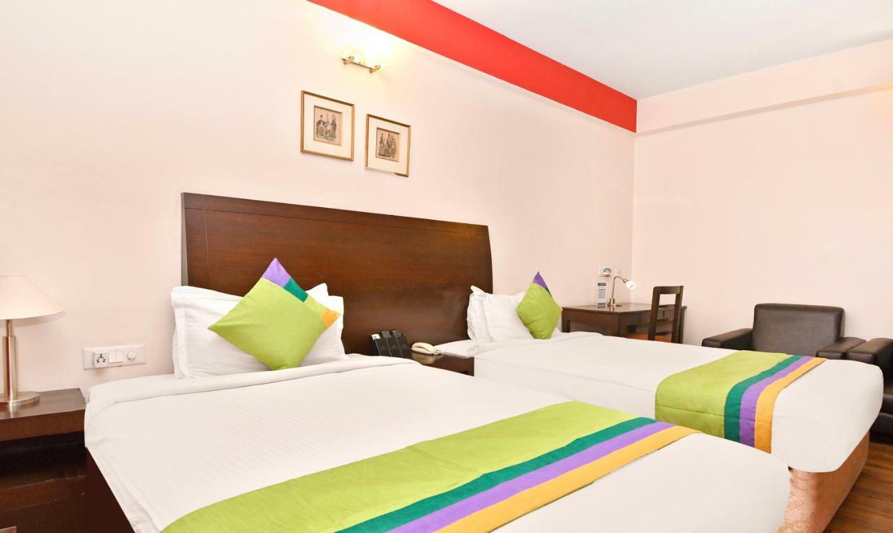 Treebo Trend Sterling Suites Inn Bangalore Buitenkant foto