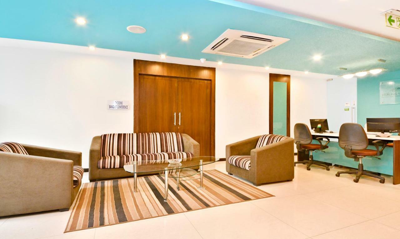 Treebo Trend Sterling Suites Inn Bangalore Buitenkant foto